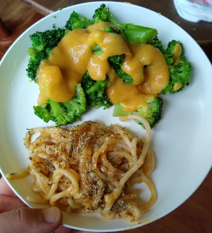 Noodles, broccoli with vegan cheese sauce.