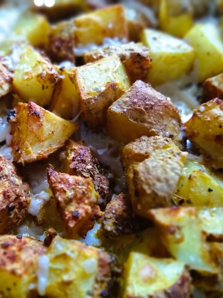 Easy and Crunchy Air Fryer Potatoes-Oil Free