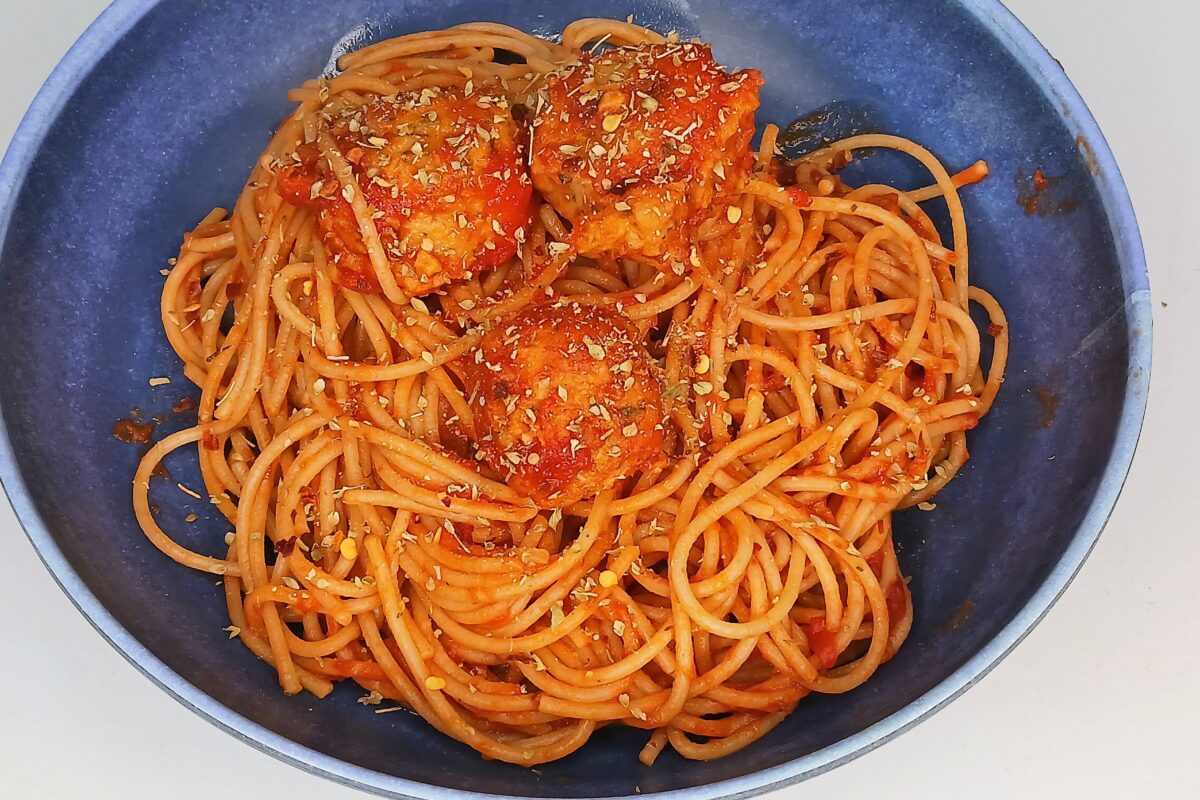 How To Make Budget Friendly Vegan Spaghetti with just 3 Ingredients